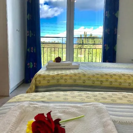 Pensión In - 2 Bedroom Apartment, With Swimming Pool, Two Steps From The *